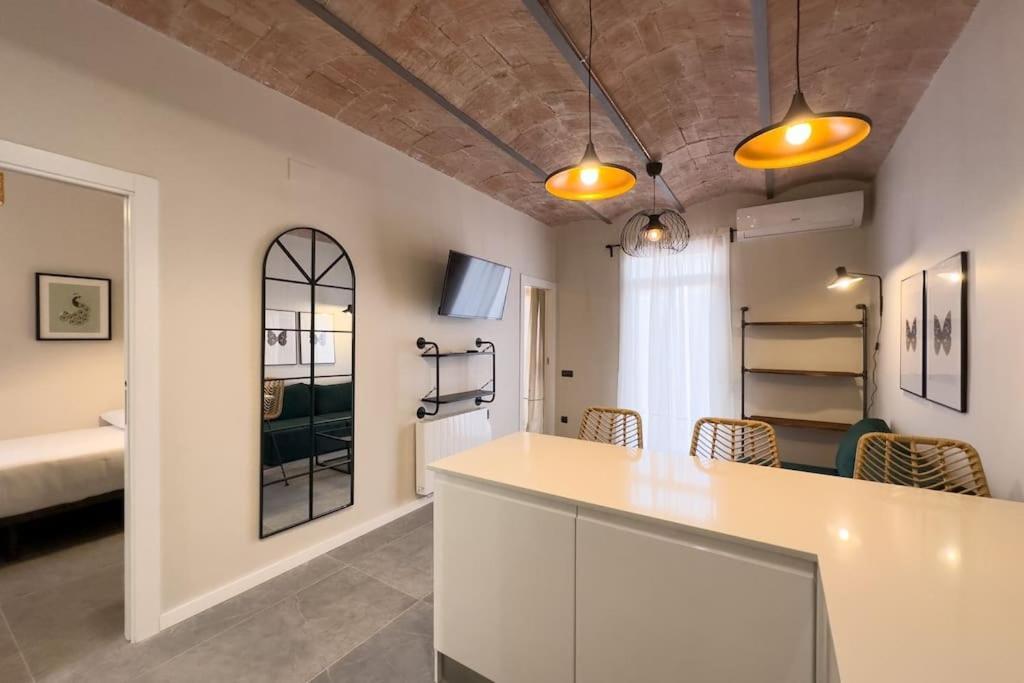 Bebarceloner Sants Apartments - 2 Bedrooms Екстериор снимка