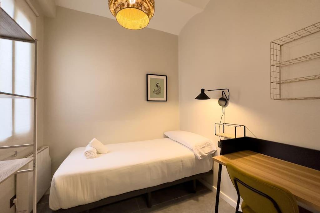 Bebarceloner Sants Apartments - 2 Bedrooms Екстериор снимка